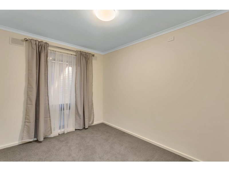 15 Trelawney Crescent, Huntfield Heights SA 5163