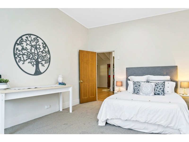 8 Morris Road, Meadows SA 5201