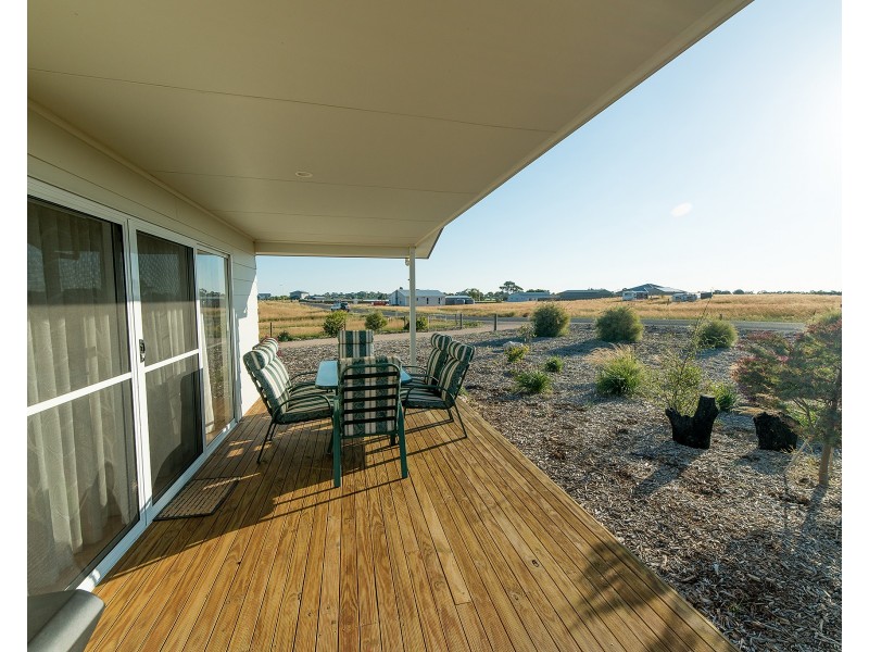 16 Kelsey Rd, Wellington East SA 5259