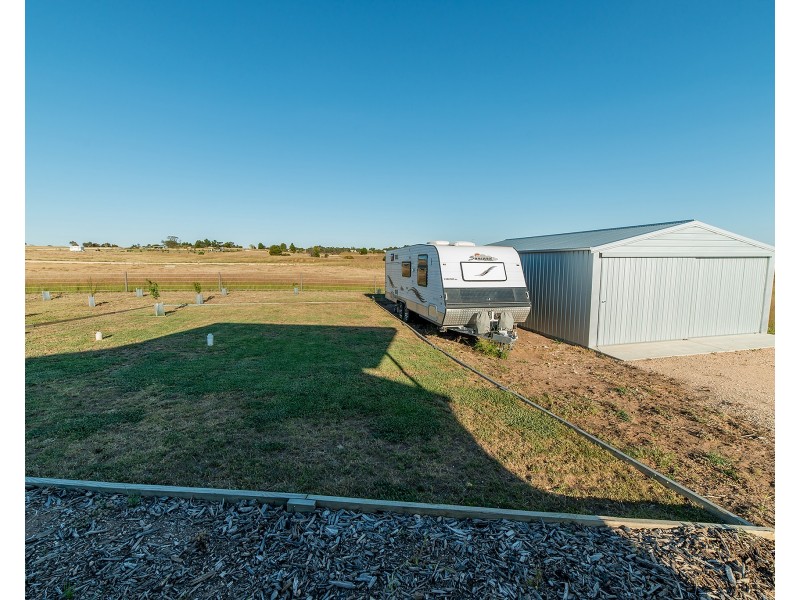 16 Kelsey Rd, Wellington East SA 5259