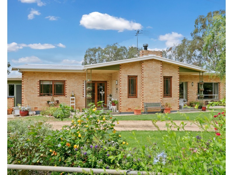 208 Finniss-Clayton Rd, Finniss SA 5255