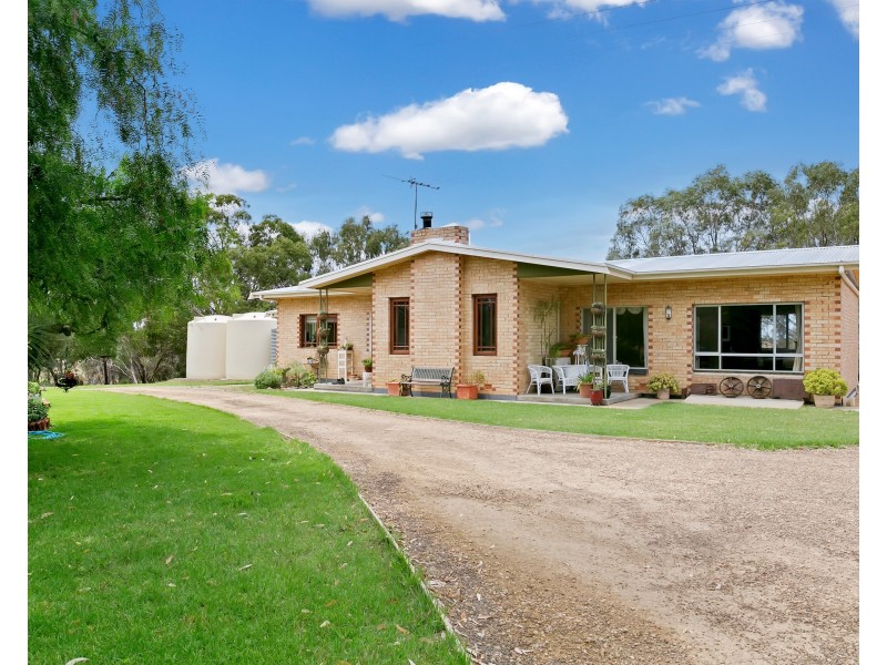 208 Finniss-Clayton Rd, Finniss SA 5255