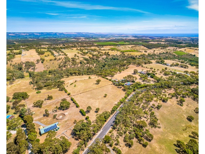 200 Coxs Hill Rd, Onkaparinga Hills SA 5163