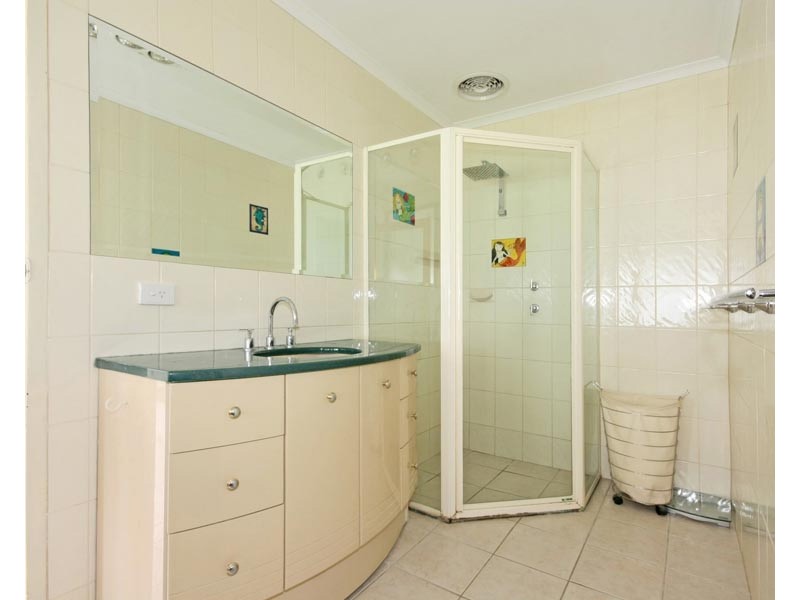 4 Wurlie Road, Aldinga Beach SA 5173