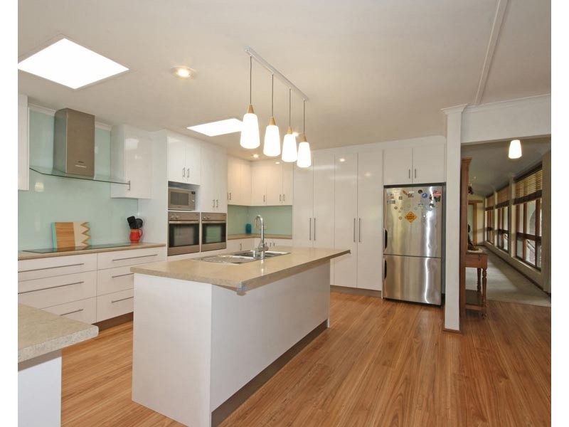 4 Wurlie Road, Aldinga Beach SA 5173