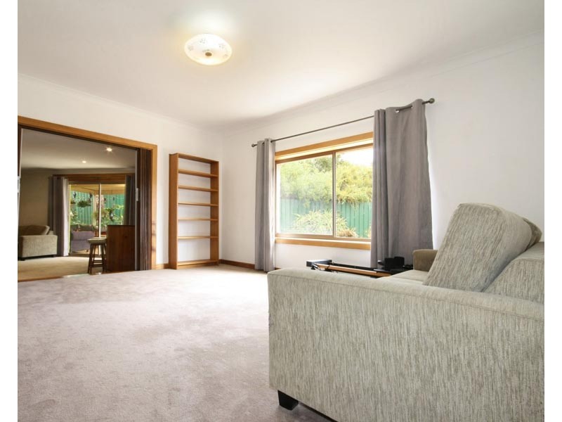 4 Wurlie Road, Aldinga Beach SA 5173