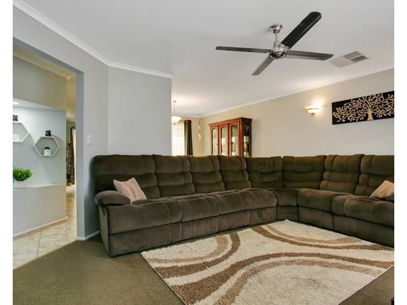 37 Tuscanny Way, Woodcroft SA 5162