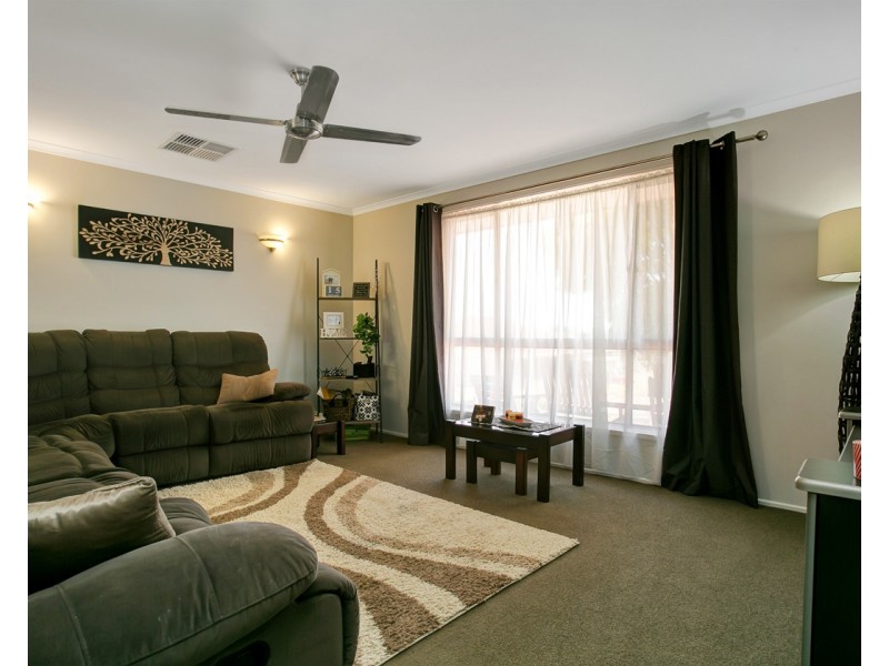 37 Tuscanny Way, Woodcroft SA 5162