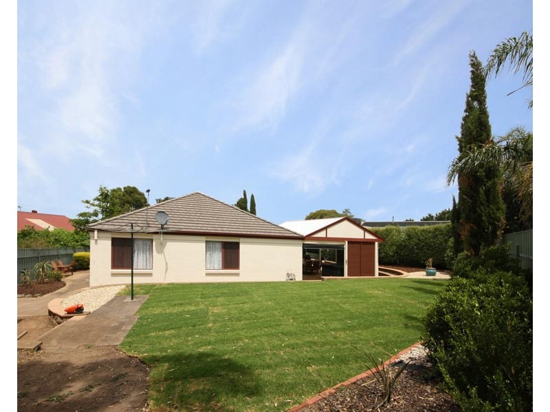 37 Woodcroft Drive, Morphett Vale SA 5162
