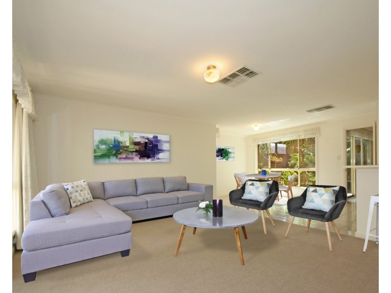 2 Phyllis Court, Trott Park SA 5158