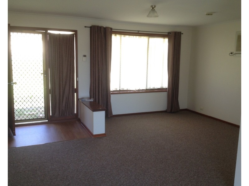 32 McIlwaine Crescent, Noarlunga Downs SA 5168