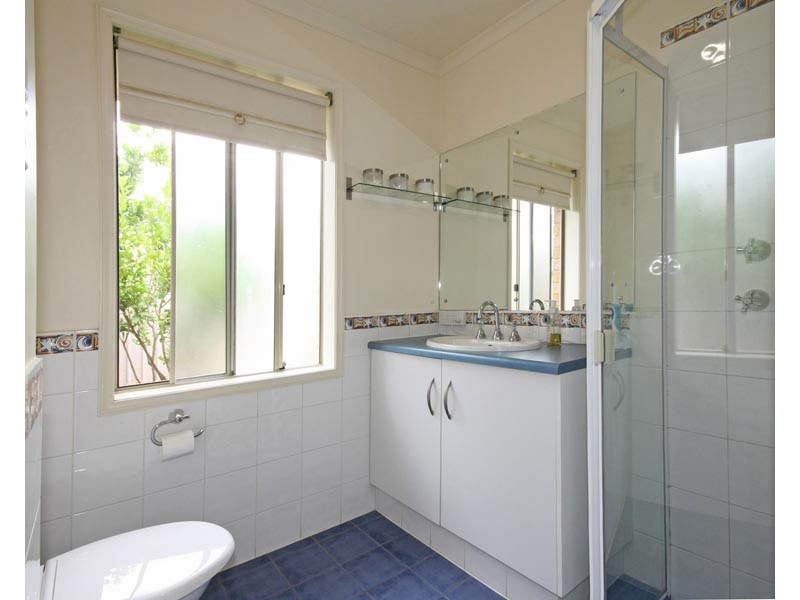 16 Simone Crescent, Morphett Vale SA 5162