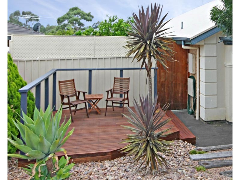 16 Simone Crescent, Morphett Vale SA 5162