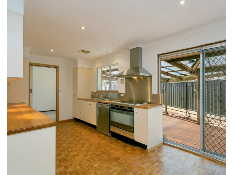 4 Tickie Avenue, Reynella SA 5161