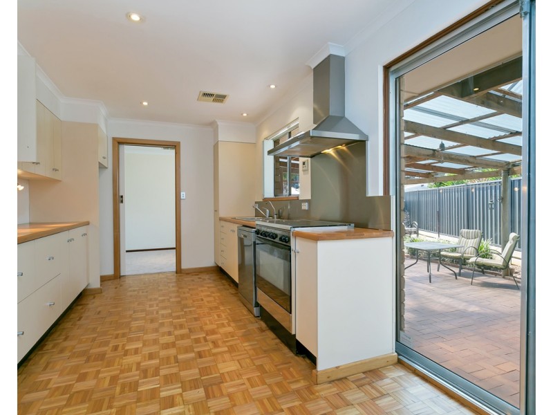 4 Tickie Avenue, Reynella SA 5161