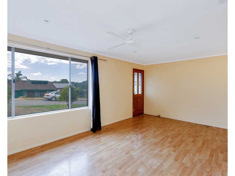 26 Featherstone Drive, Huntfield Heights SA 5163