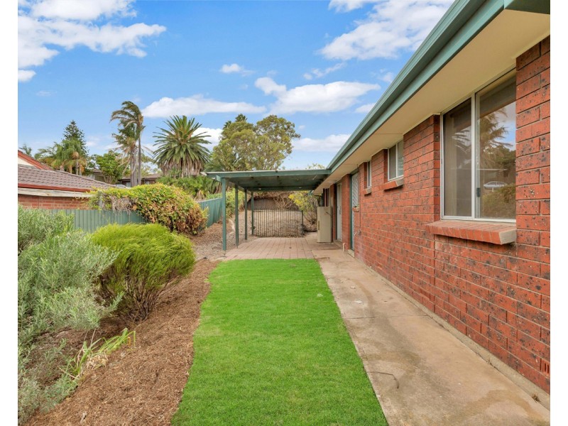 26 Featherstone Drive, Huntfield Heights SA 5163