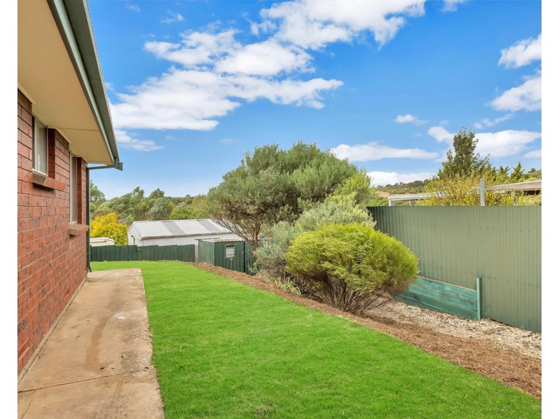 26 Featherstone Drive, Huntfield Heights SA 5163