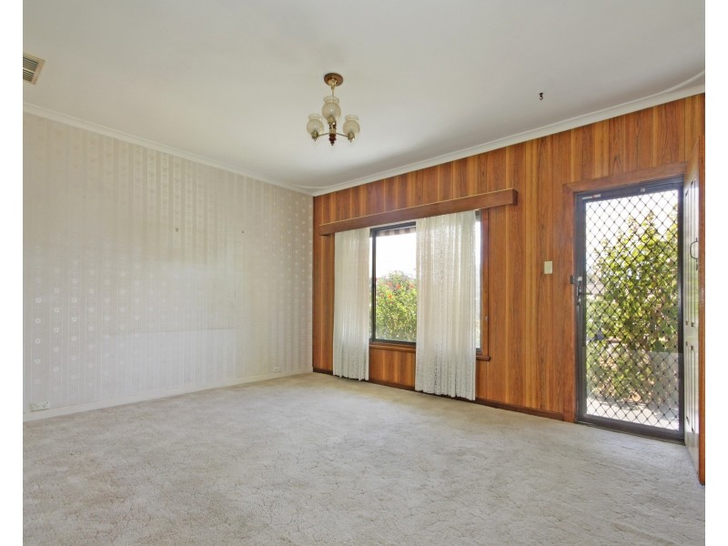 28 Saltash Avenue, Christies Beach SA 5165