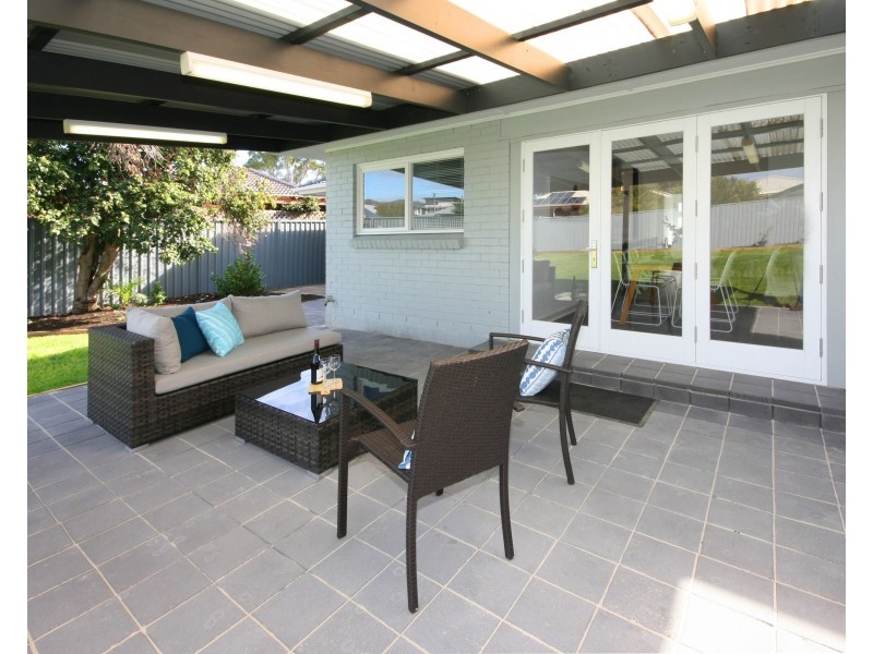 28 Petersen Crescent, Port Noarlunga SA 5167