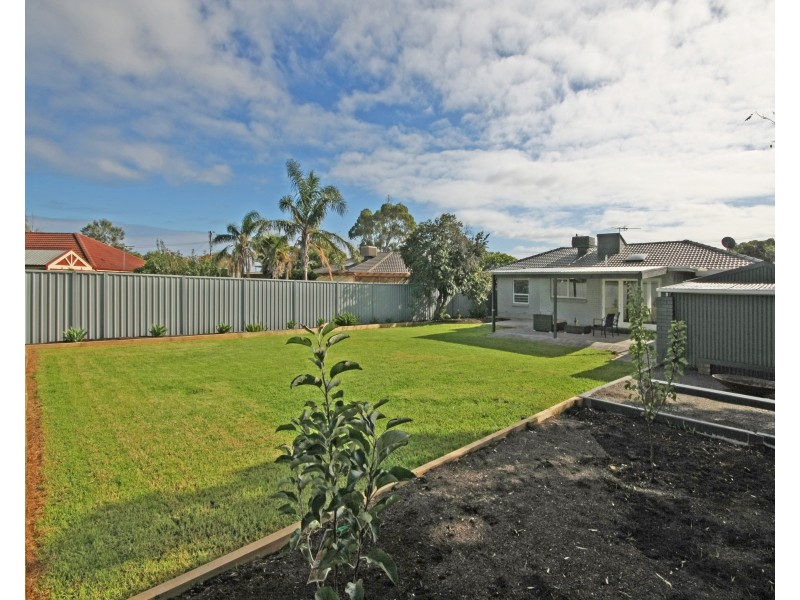28 Petersen Crescent, Port Noarlunga SA 5167
