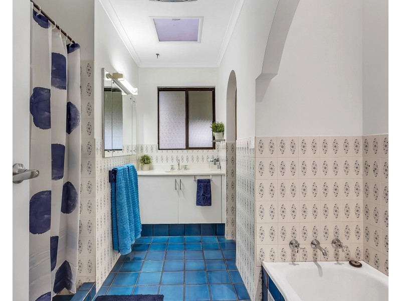 4 Serica Street, Hallett Cove SA 5158