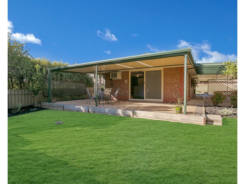 16 Champagne Crescent, Woodcroft SA 5162