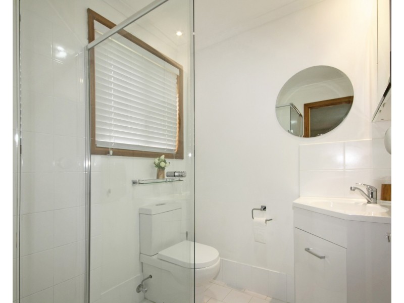 8 Hispano Drive, Woodcroft SA 5162