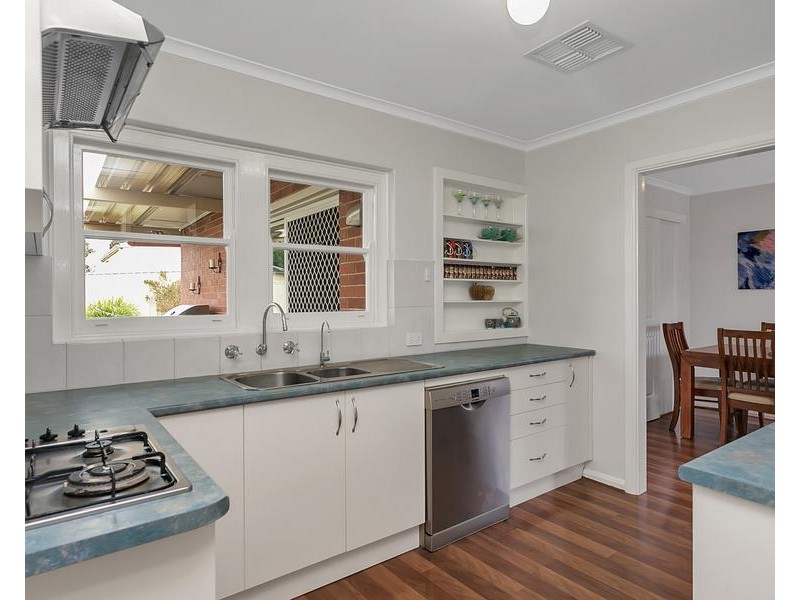 15 Glenburnie Street, Happy Valley SA 5159