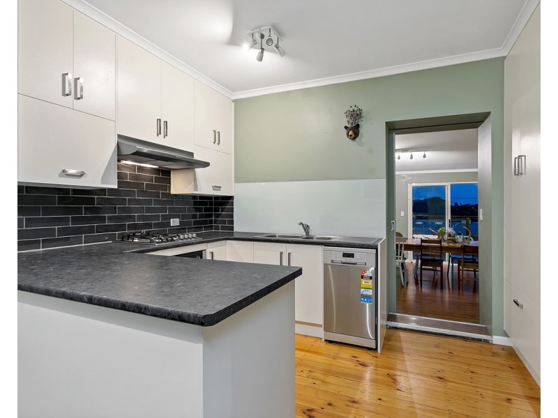 4 Norongo Street, O’sullivan Beach SA 5166