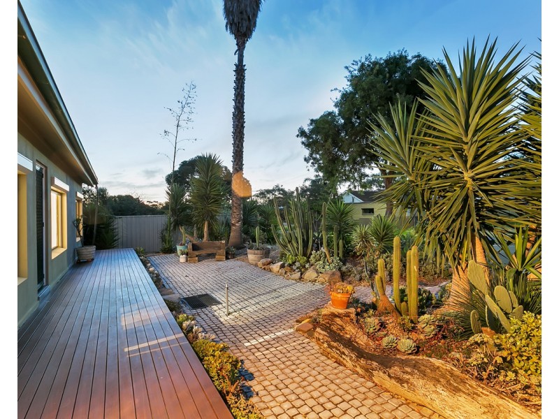 4 Norongo Street, O’sullivan Beach SA 5166