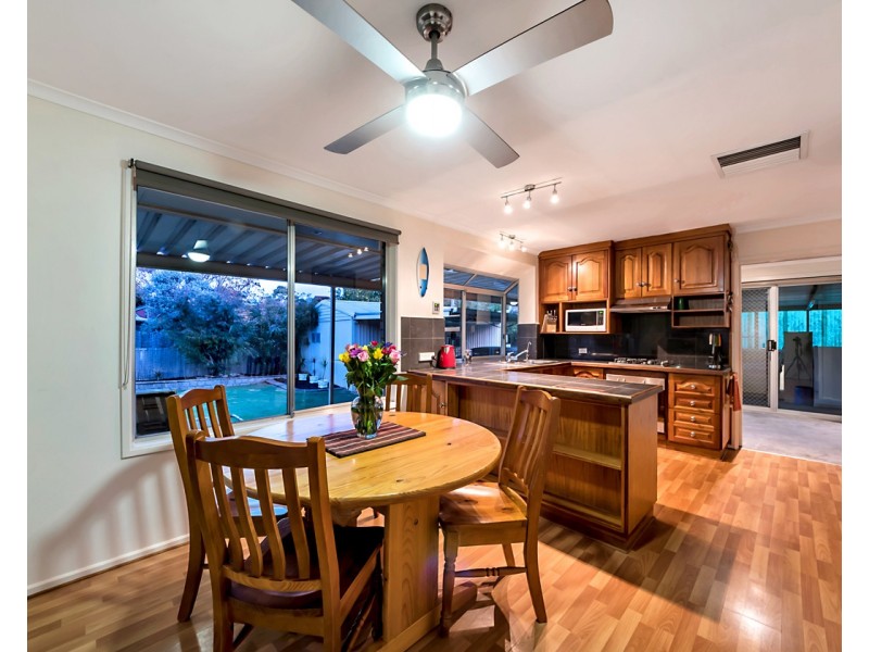 1 Olsen Court, Trott Park SA 5158