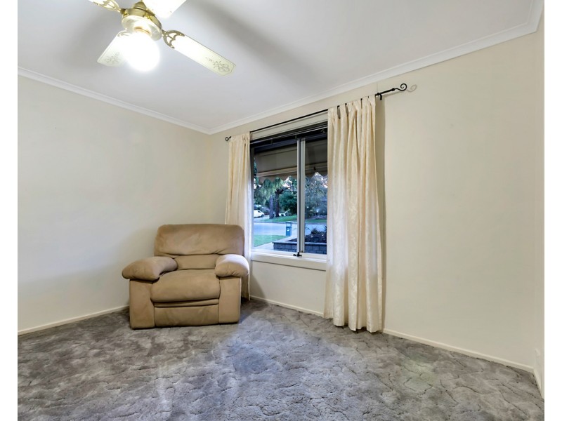 1 Olsen Court, Trott Park SA 5158