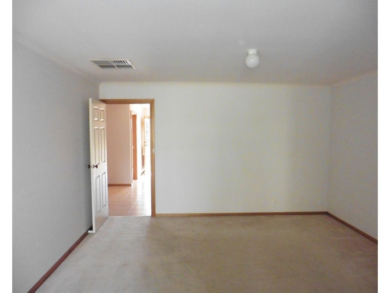 2/58 McMahon Road, Morphett Vale SA 5162