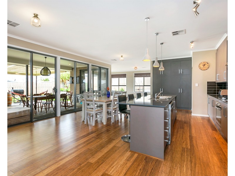 7 Bondi Drive, Seaford Rise SA 5169