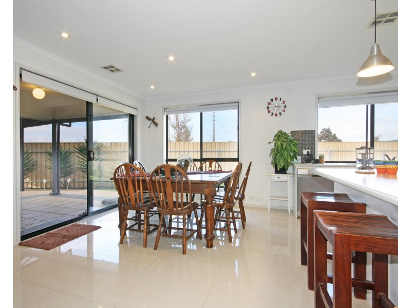 31 Miranda Place, Seaford Meadows SA 5169