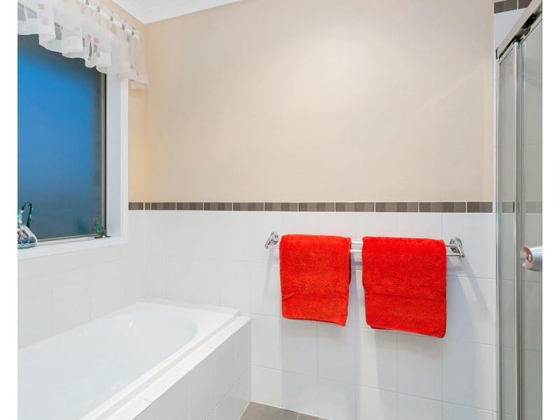 4 Waye Court, Mount Compass SA 5210