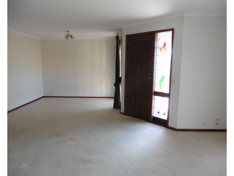 15 Ashmore Place, Onkaparinga Hills SA 5163