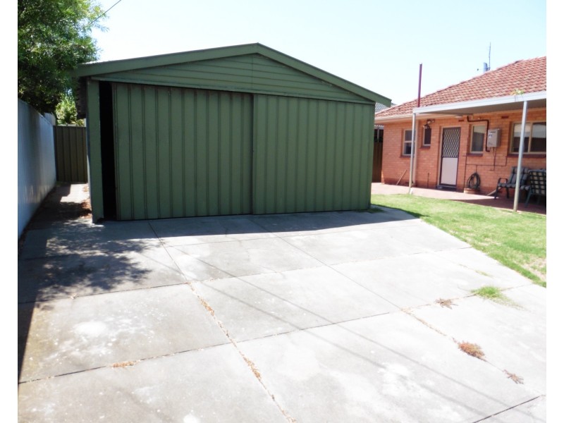 1 Golflands Terrace, Glenelg North SA 5045