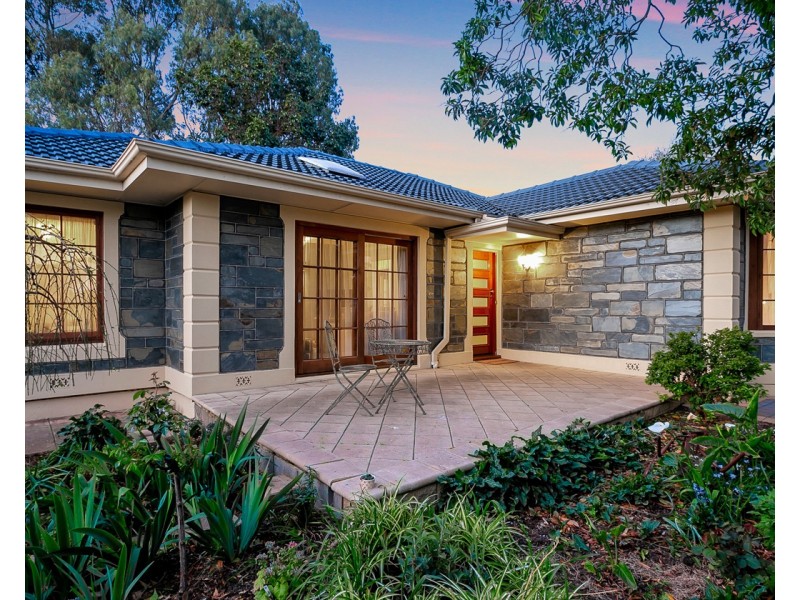 5 Pembry Crescent, Morphett Vale SA 5162
