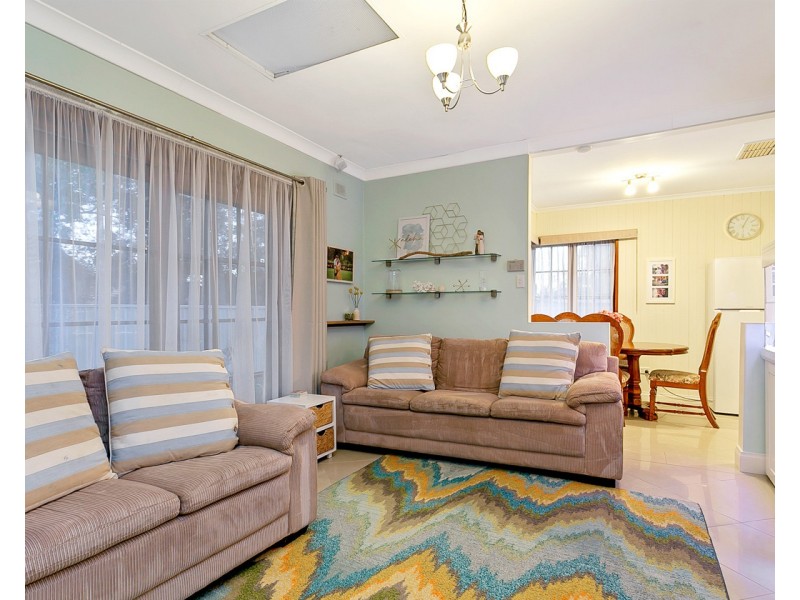 5 Pembry Crescent, Morphett Vale SA 5162