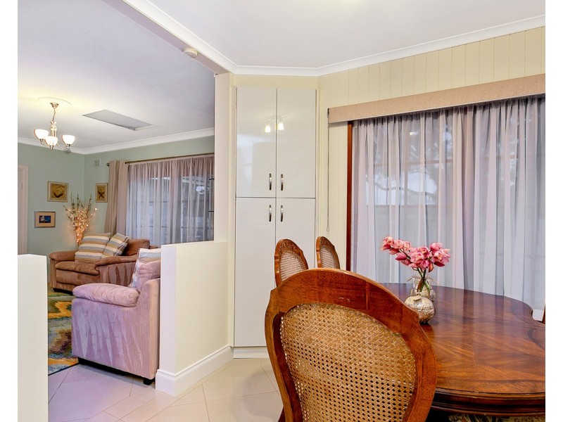 5 Pembry Crescent, Morphett Vale SA 5162