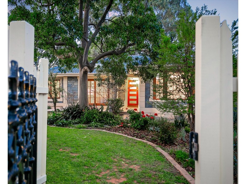5 Pembry Crescent, Morphett Vale SA 5162