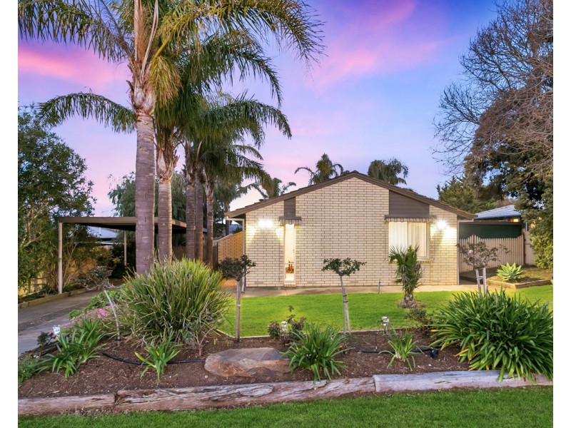 8 Morris Street, Morphett Vale SA 5162