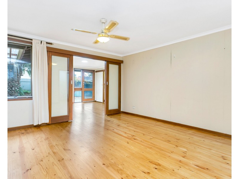 37 Fairview Grove, Hackham West SA 5163