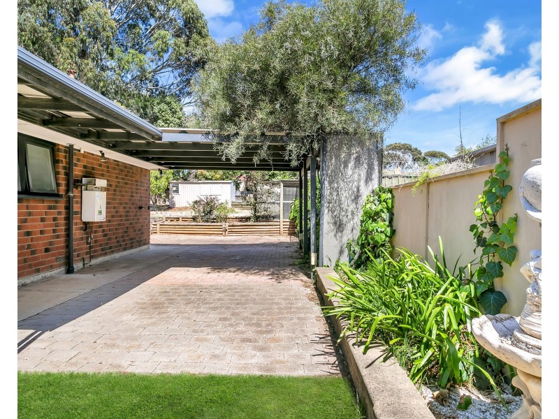 19 Rosemary Tce, Morphett Vale SA 5162