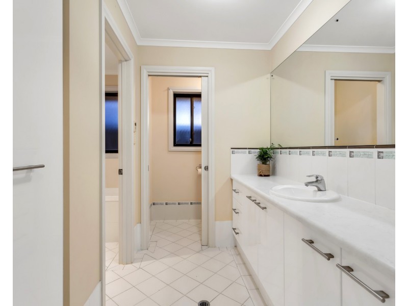 21 Brooklyn Drive, Hallett Cove SA 5158