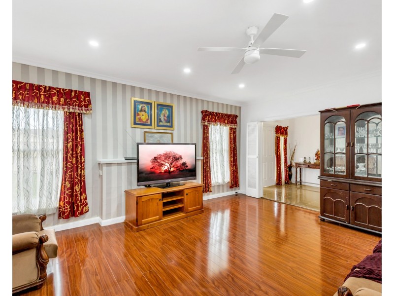 9 Carol Crescent, Morphett Vale SA 5162