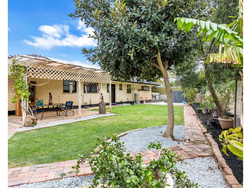 9 Carol Crescent, Morphett Vale SA 5162