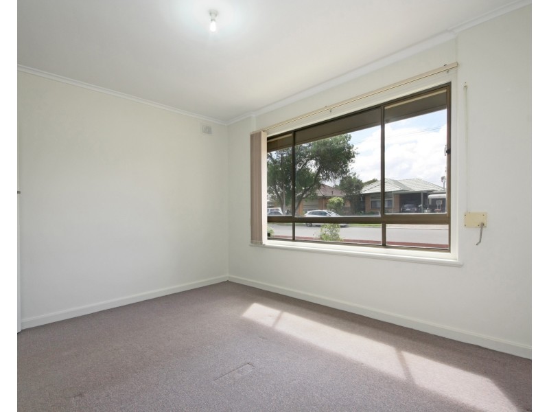 19 Greenbank Grove, Hackham West SA 5163